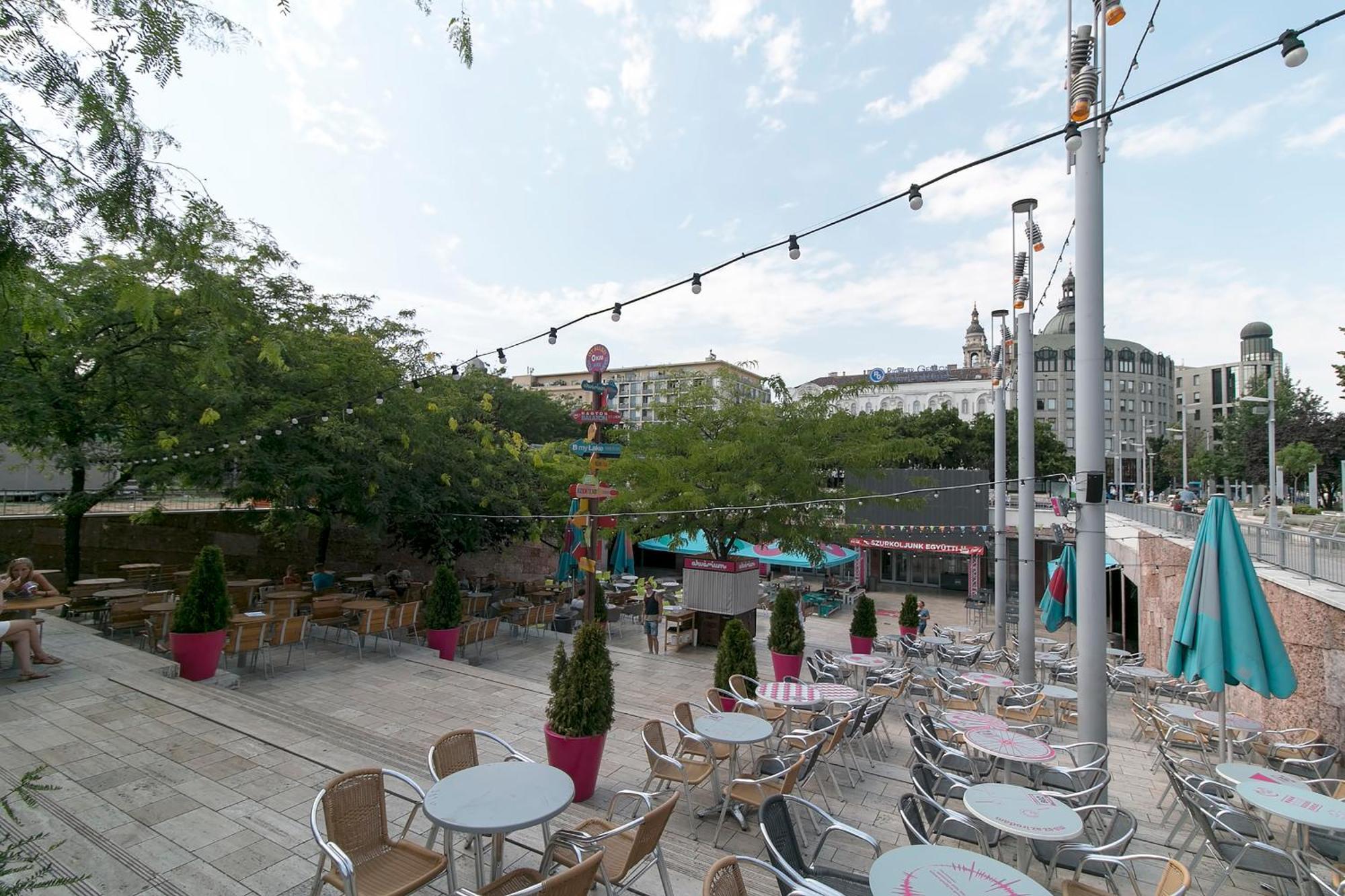 Little Americas Wyoming Lodge Apartment บูดาเปสต์ ภายนอก รูปภาพ